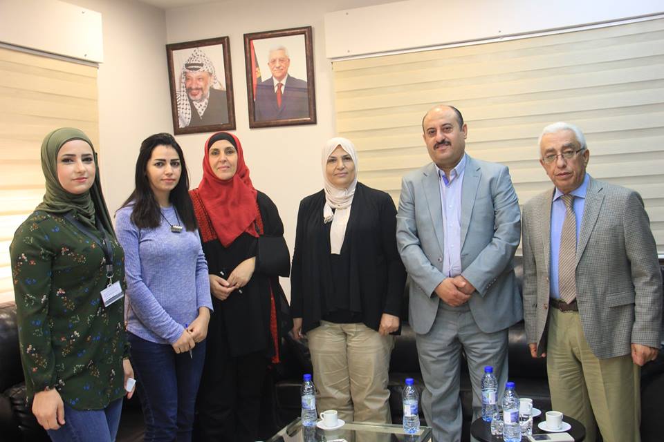 السيد خليل رزق رئيس اتحاد الغرف التجارية الفلسطينية /رئيس غرفة تجارة وصناعة محافظة رام الله والبيرة يلتقي وفد من وحدات الوساطة المجتمعية 
