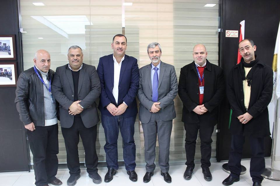 السيد عبد الغني العطاري رئيس غرفة تجارة وصناعة محافظة رام الله والبيرة وعضو مجلس الادارة السيد سعدي الخليلي يستقبلون وفدا من مصلحة مياه محافظة القدس